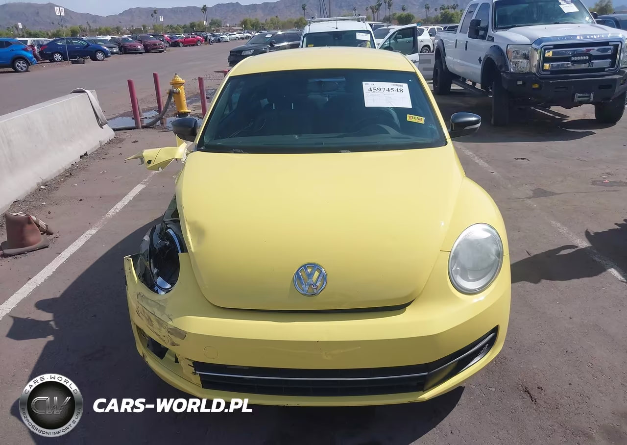 2015 Volkswagen Beetle Coupe 1.8T Fleet Edition VIN:3VWF17AT2FM637967 - 13