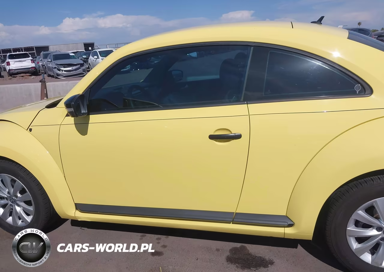 2015 Volkswagen Beetle Coupe 1.8T Fleet Edition VIN:3VWF17AT2FM637967 - 15
