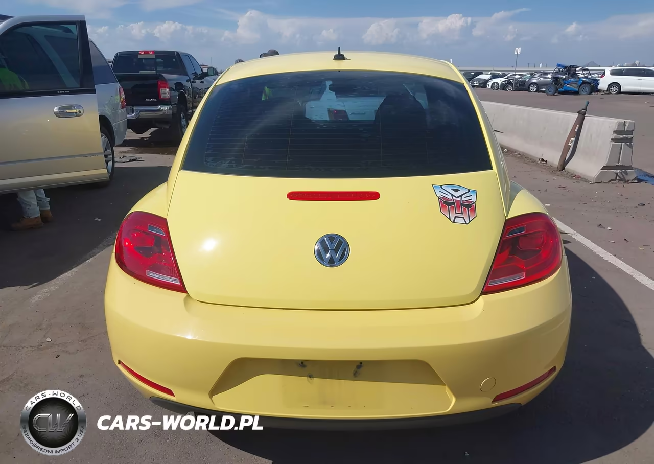2015 Volkswagen Beetle Coupe 1.8T Fleet Edition VIN:3VWF17AT2FM637967 - 17