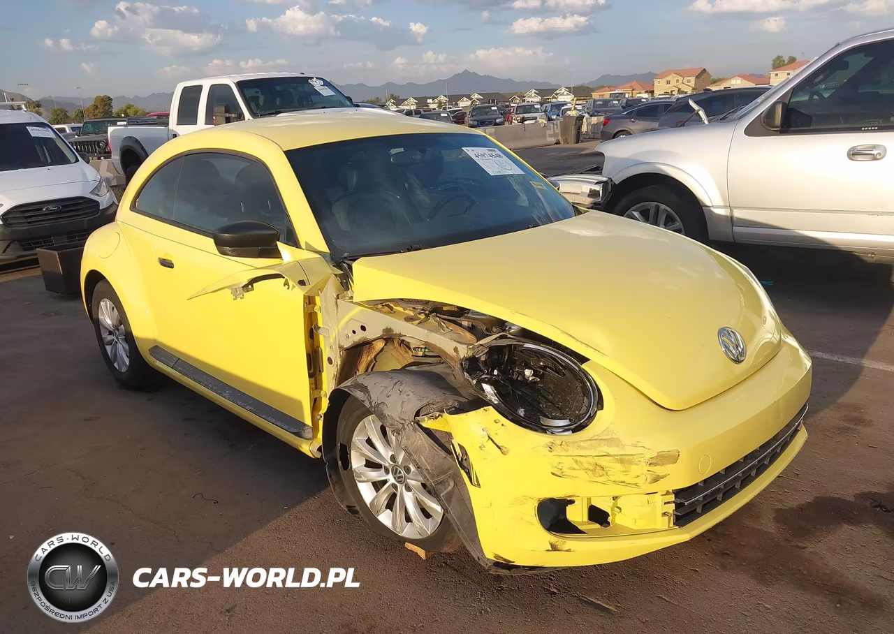 2015 Volkswagen Beetle Coupe 1.8T Fleet Edition VIN:3VWF17AT2FM637967 - 6