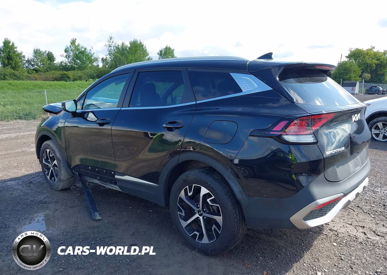 2023 Kia Sportage Hybrid Ex VIN:KNDPVCAGXP7070135 - 3