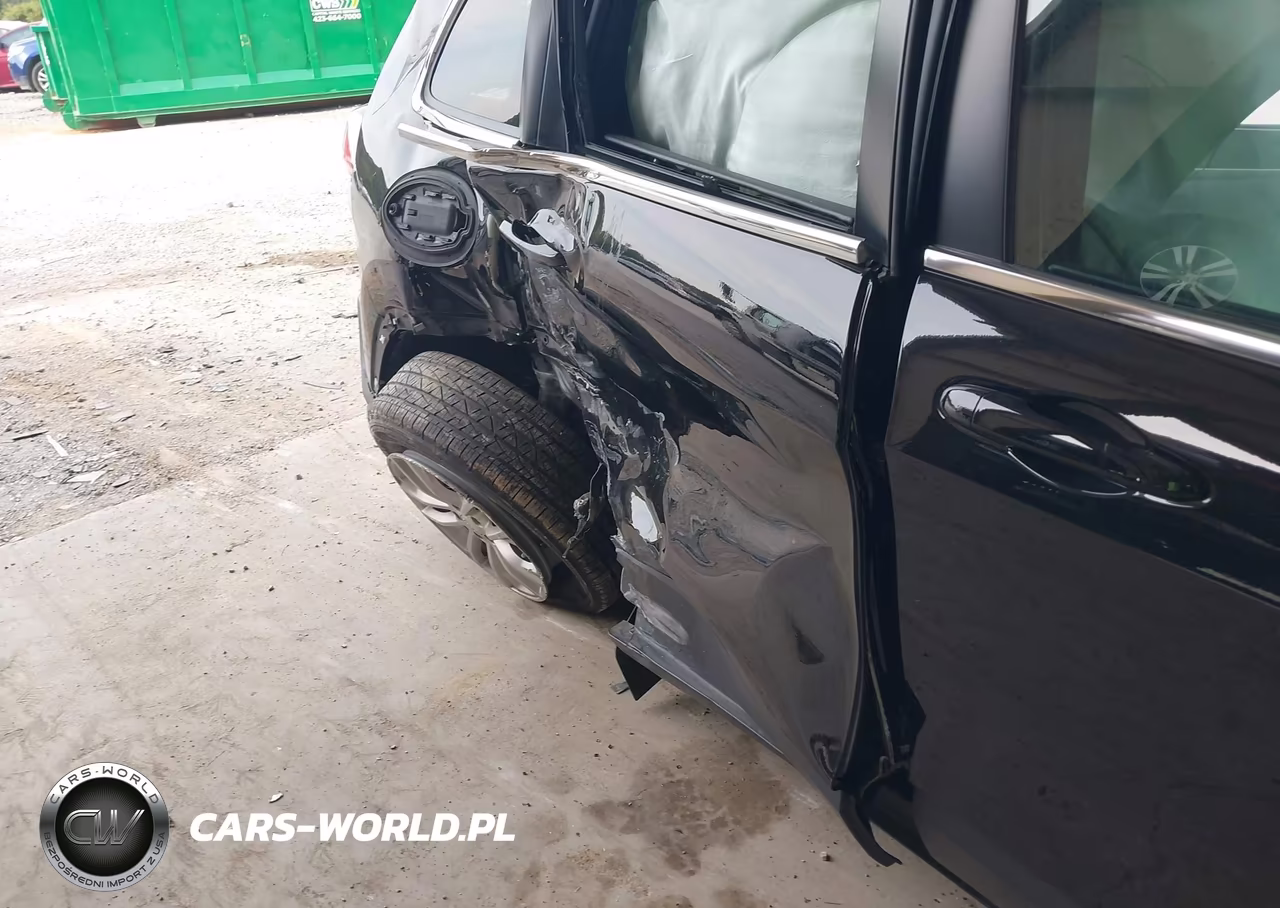 2019 Jeep Cherokee Latitude Fwd VIN:1C4PJLCX6KD205985 - 6