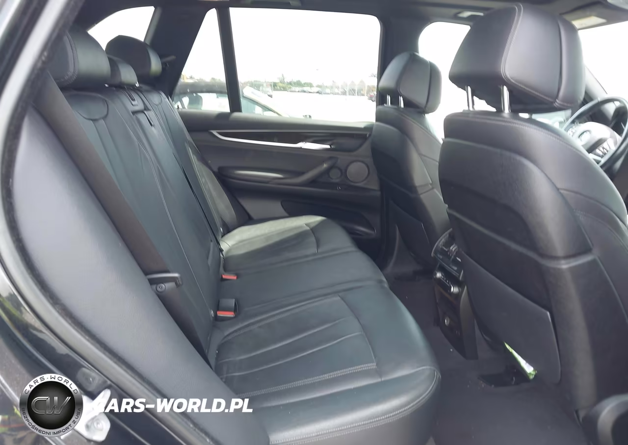2018 BMW X5 xDrive50I VIN:5UXKR6C54J0U15735 - 8