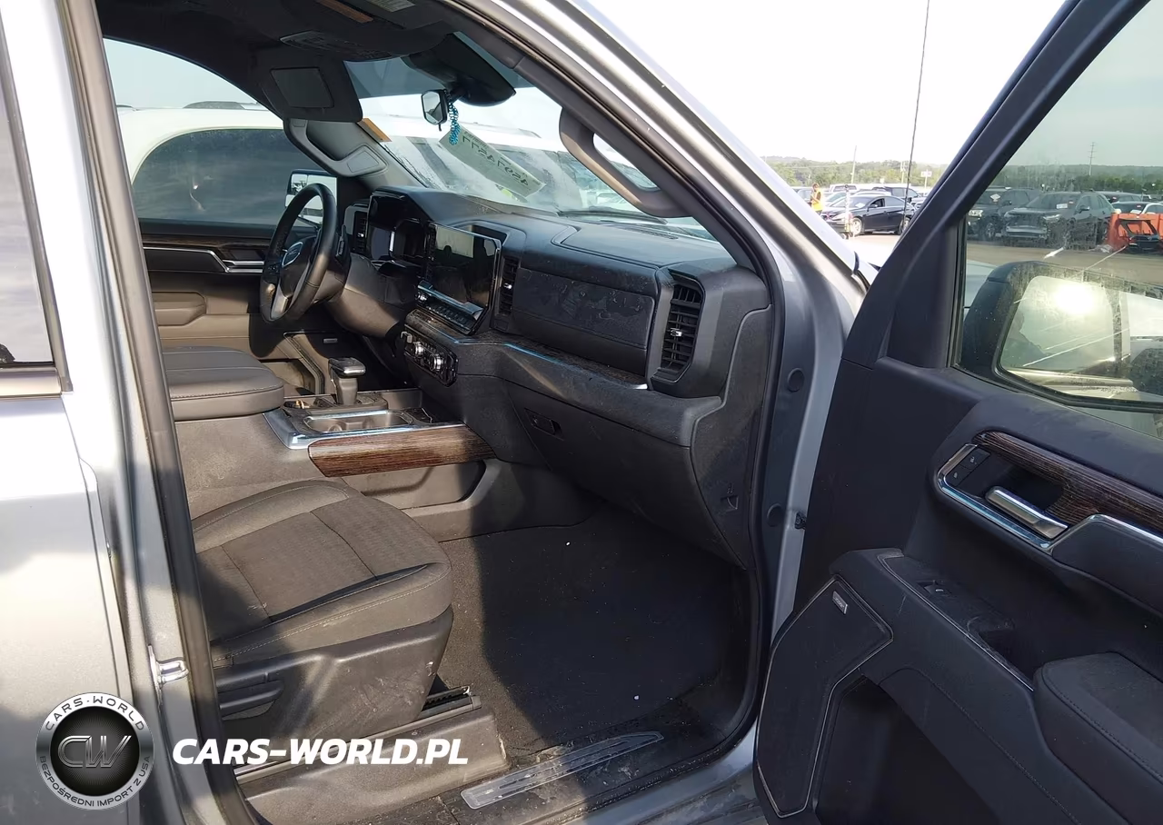 2025 GMC Sierra 1500 4Wd Short Box Elevation With 3Sb VIN:3GTUUCED9SG298162 - 5