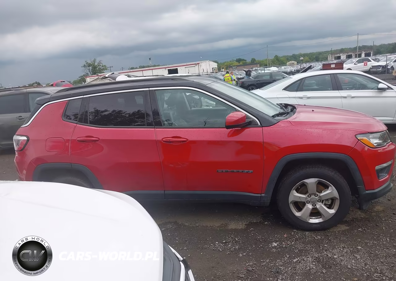 2018 Jeep Compass Latitude 4X4 VIN:3C4NJDBB0JT115324 - 13
