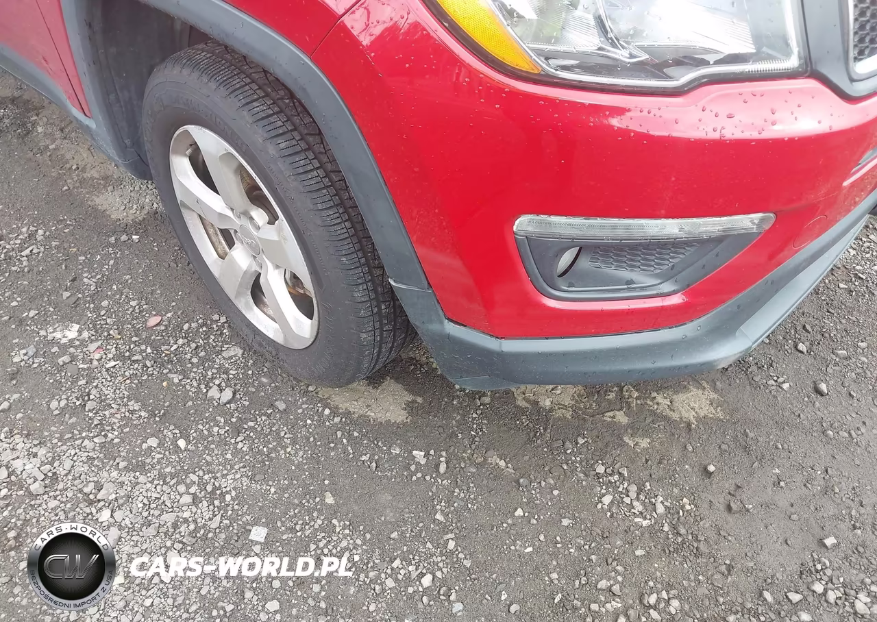 2018 Jeep Compass Latitude 4X4 VIN:3C4NJDBB0JT115324 - 6