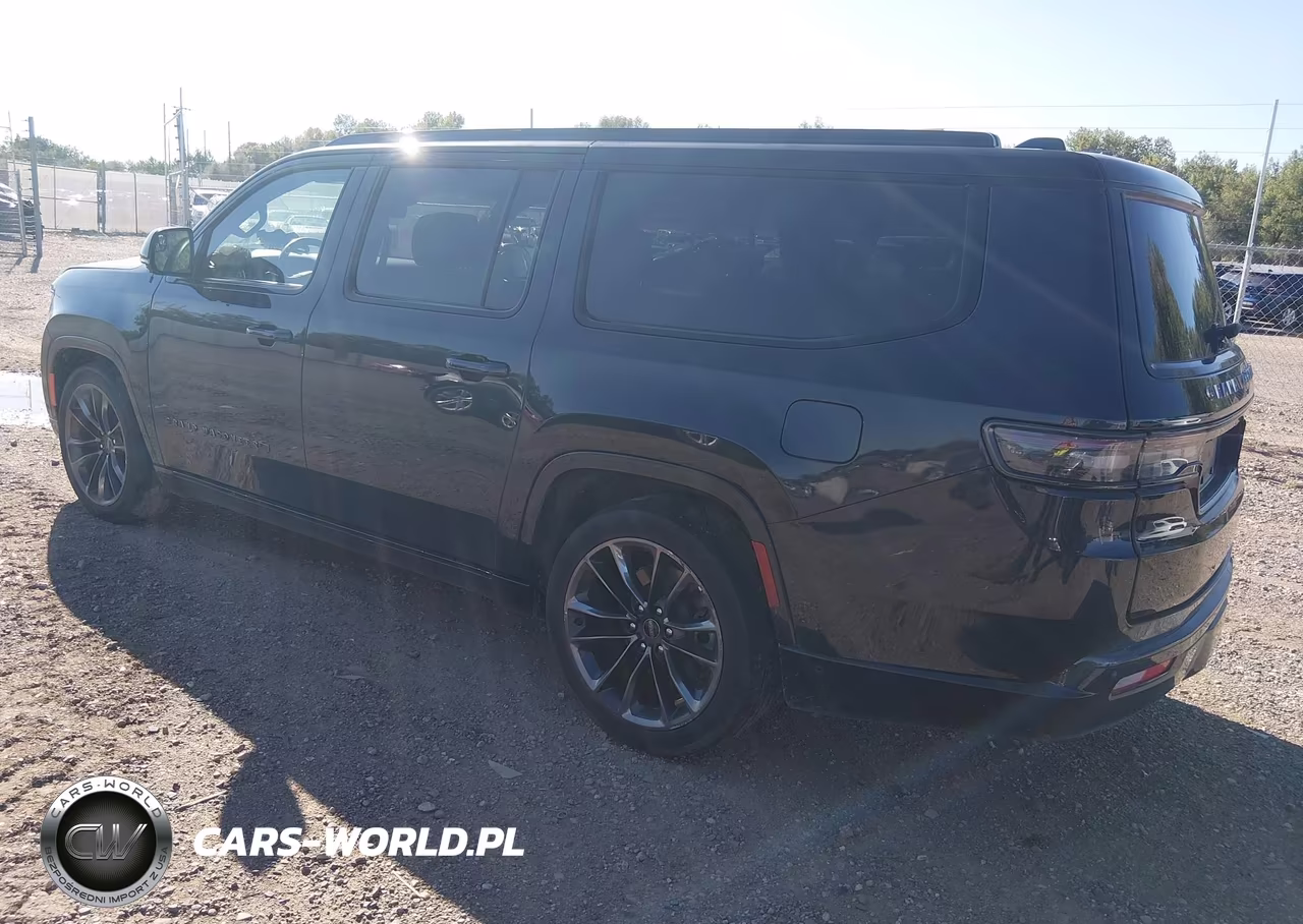 2024 Jeep Grand Wagoneer L Series Ii 4X4 VIN:1C4SJSFP1RS178975 - 3