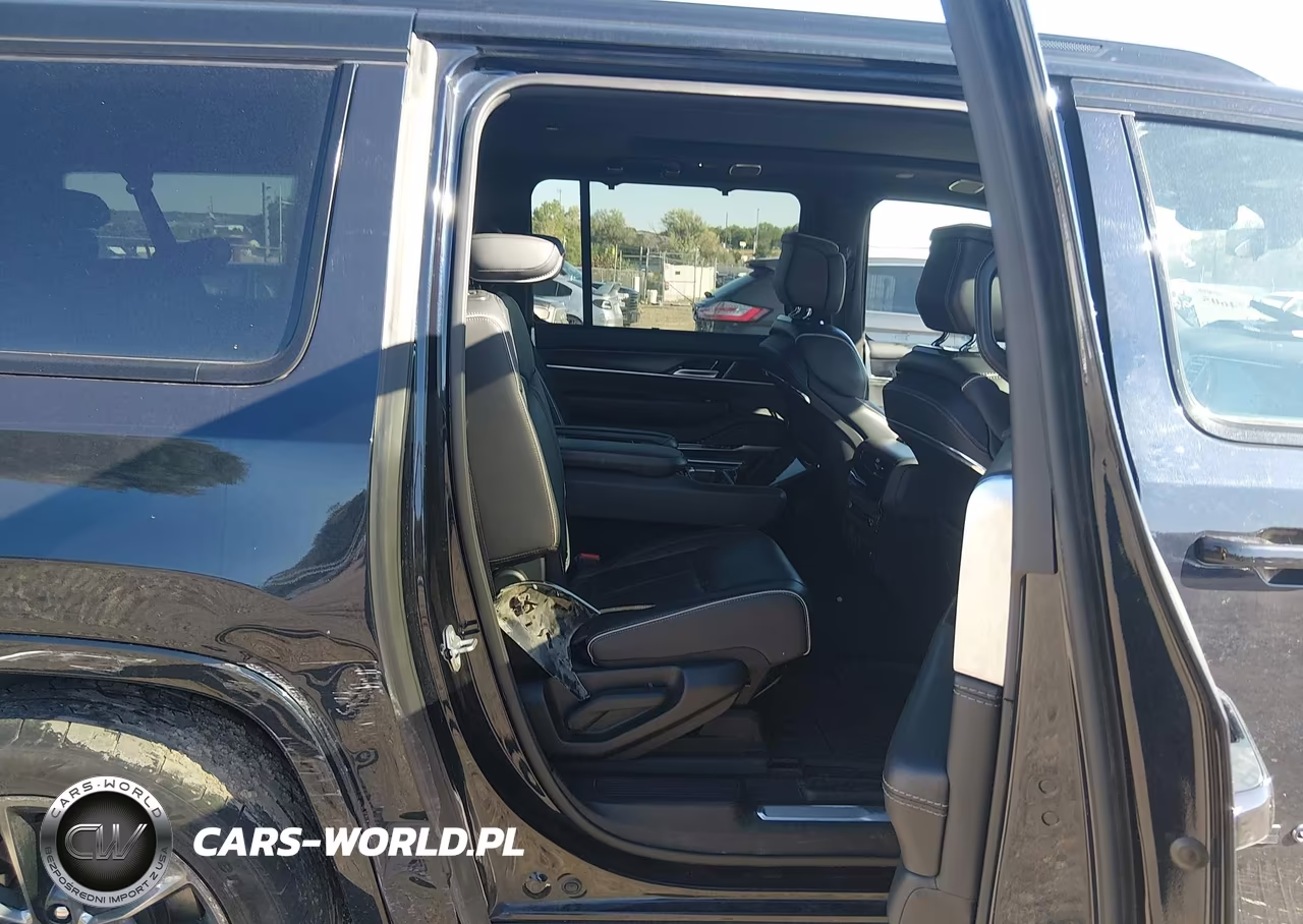 2024 Jeep Grand Wagoneer L Series Ii 4X4 VIN:1C4SJSFP1RS178975 - 8