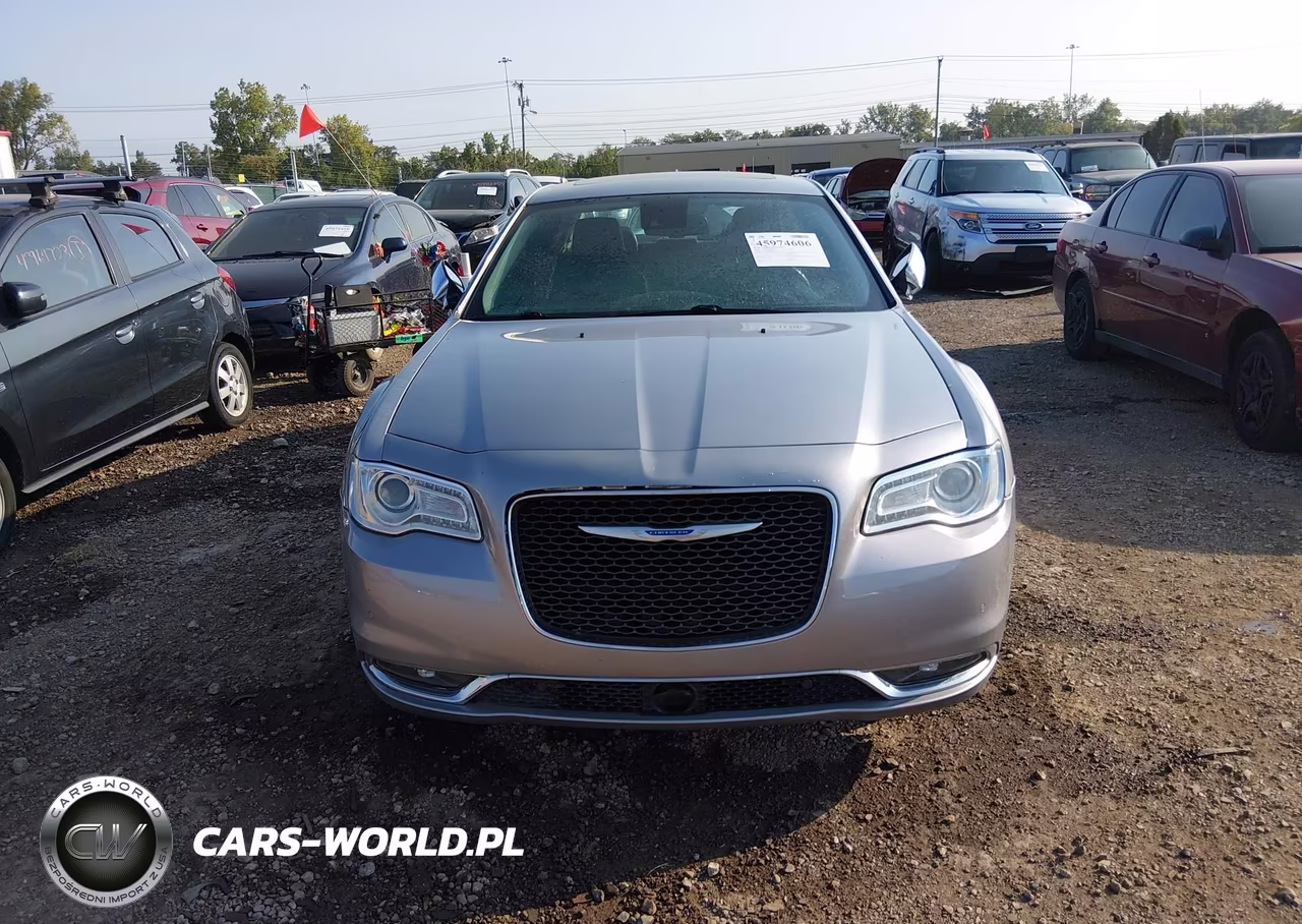 2018 Chrysler 300 Limited VIN:2C3CCAEGXJH227665 - 12
