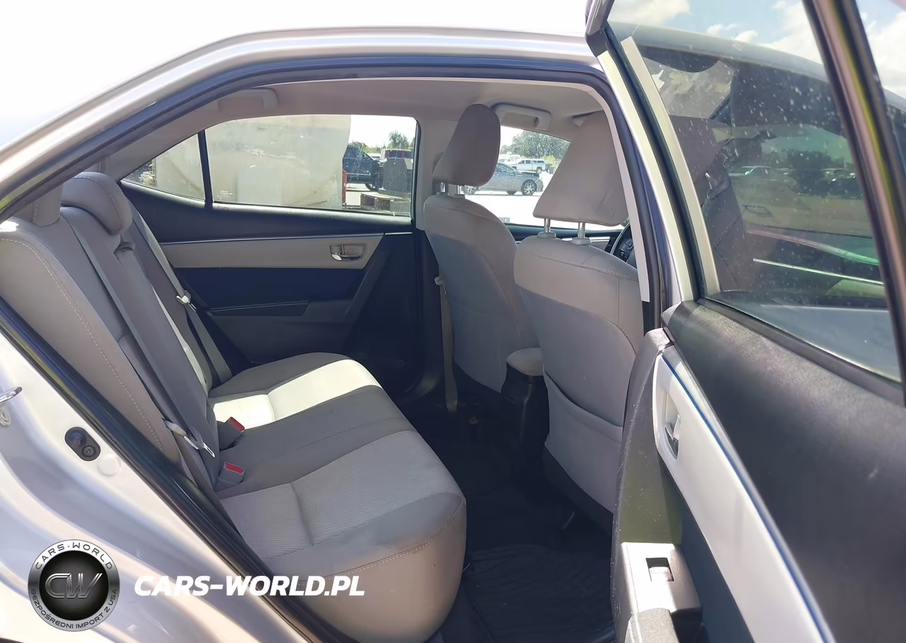 2015 Toyota Corolla Le VIN:5YFBURHE5FP298545 - 8