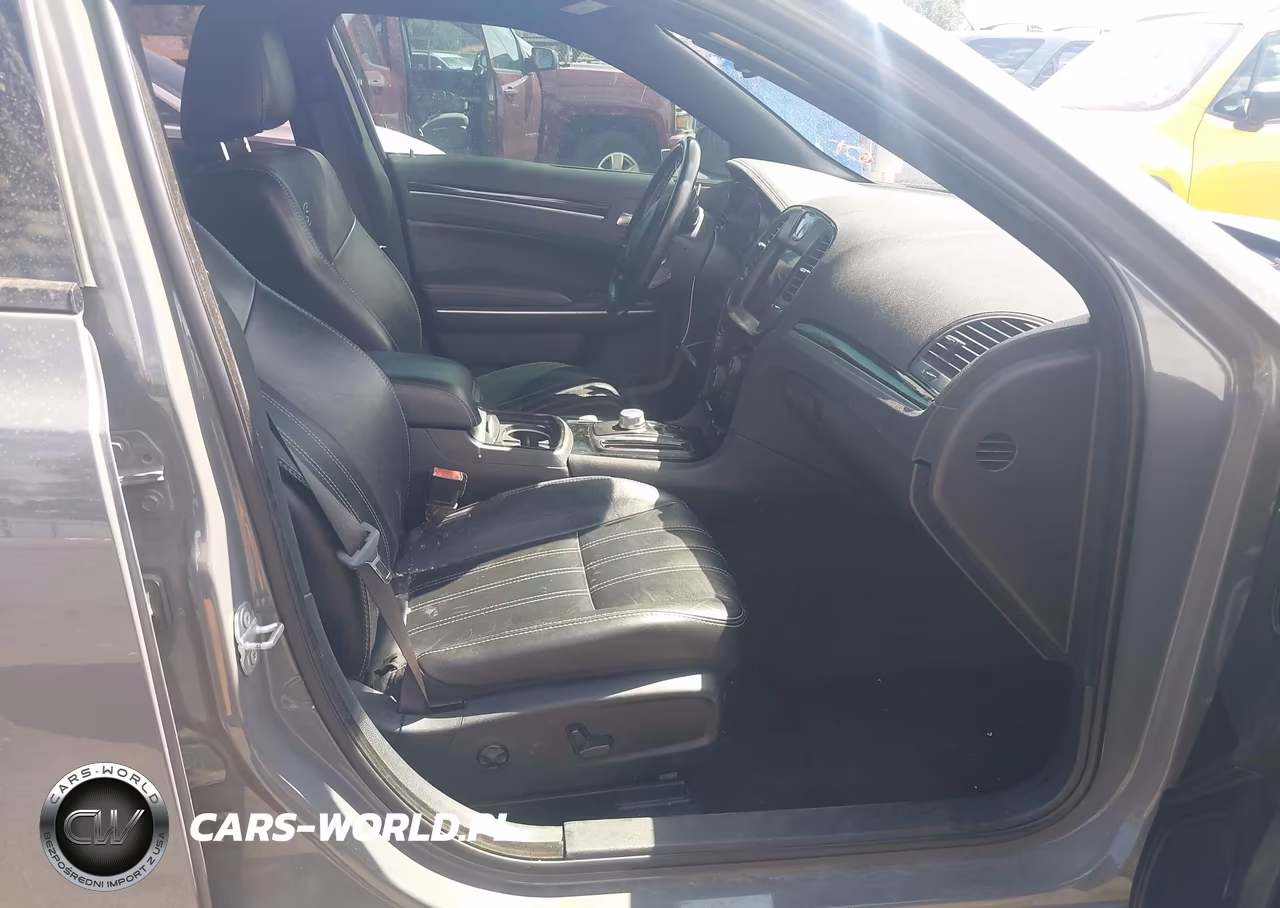 2019 Chrysler 300 300S Awd VIN:2C3CCAGG9KH517474 - 5