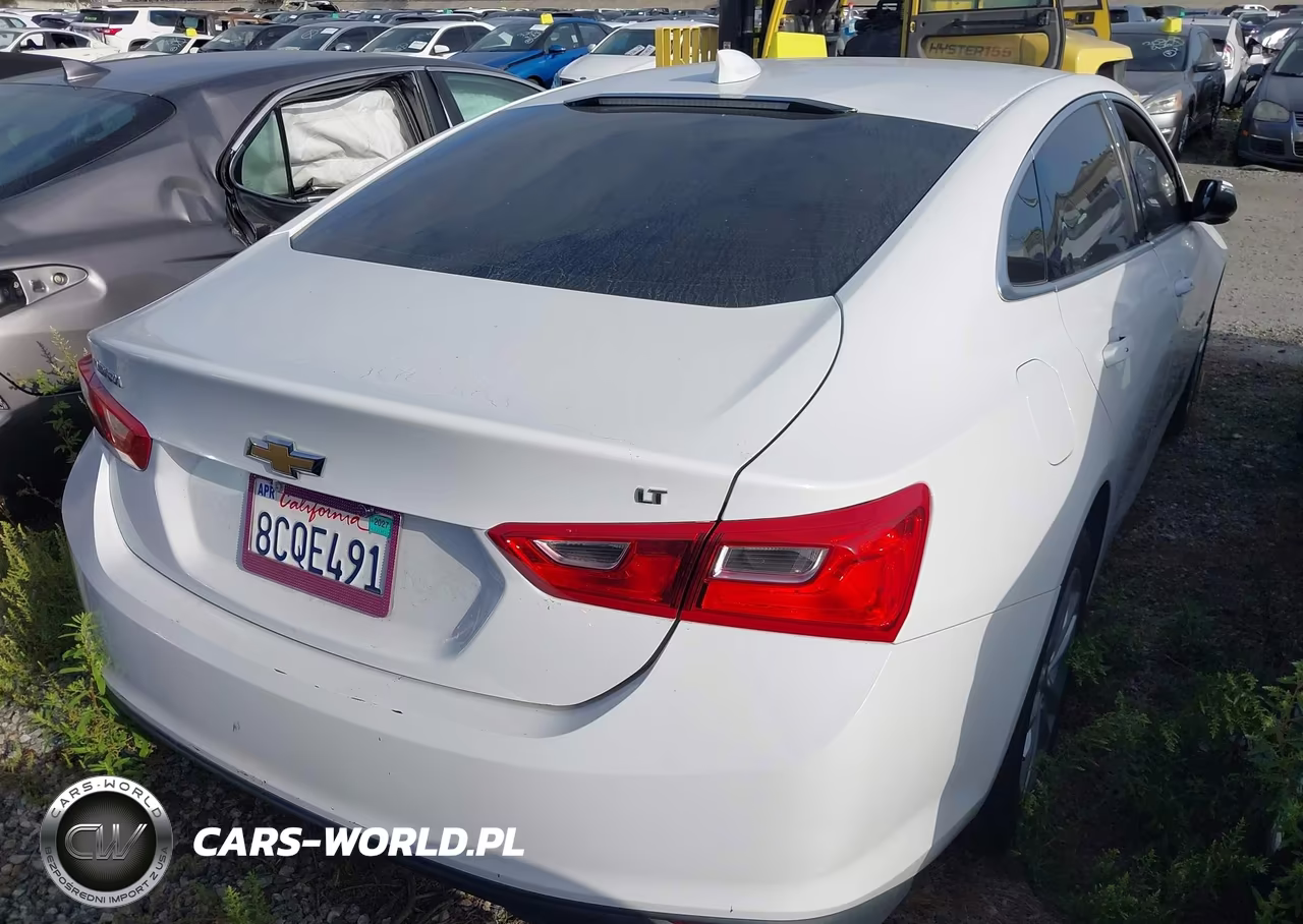 2018 Chevrolet Malibu Lt VIN:1G1ZD5ST3JF197818 - 4