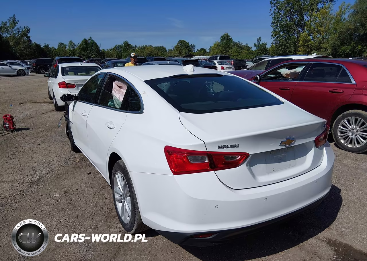 2017 Chevrolet Malibu Hybrid VIN:1G1ZJ5SU6HF228815 - 3