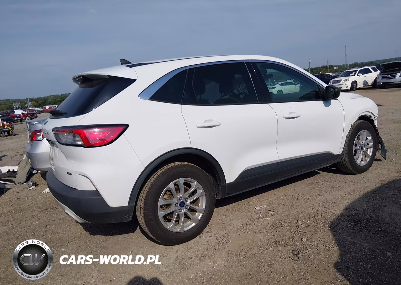 2022 Ford Escape Se Hybrid VIN:1FMCU0BZ2NUA57776 - 4