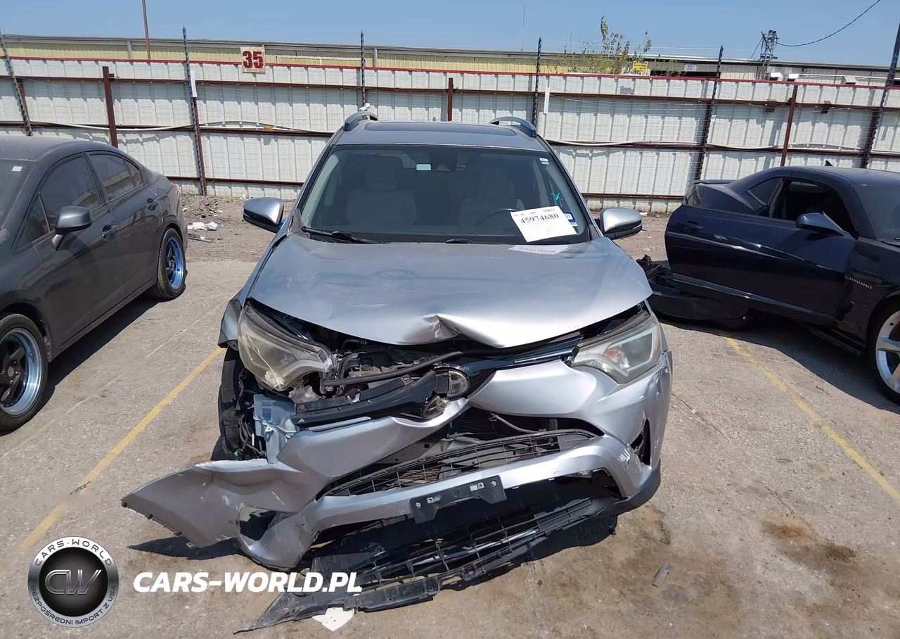 2018 Toyota Rav4 Xle VIN:JTMWFREVXJJ162490 - 12
