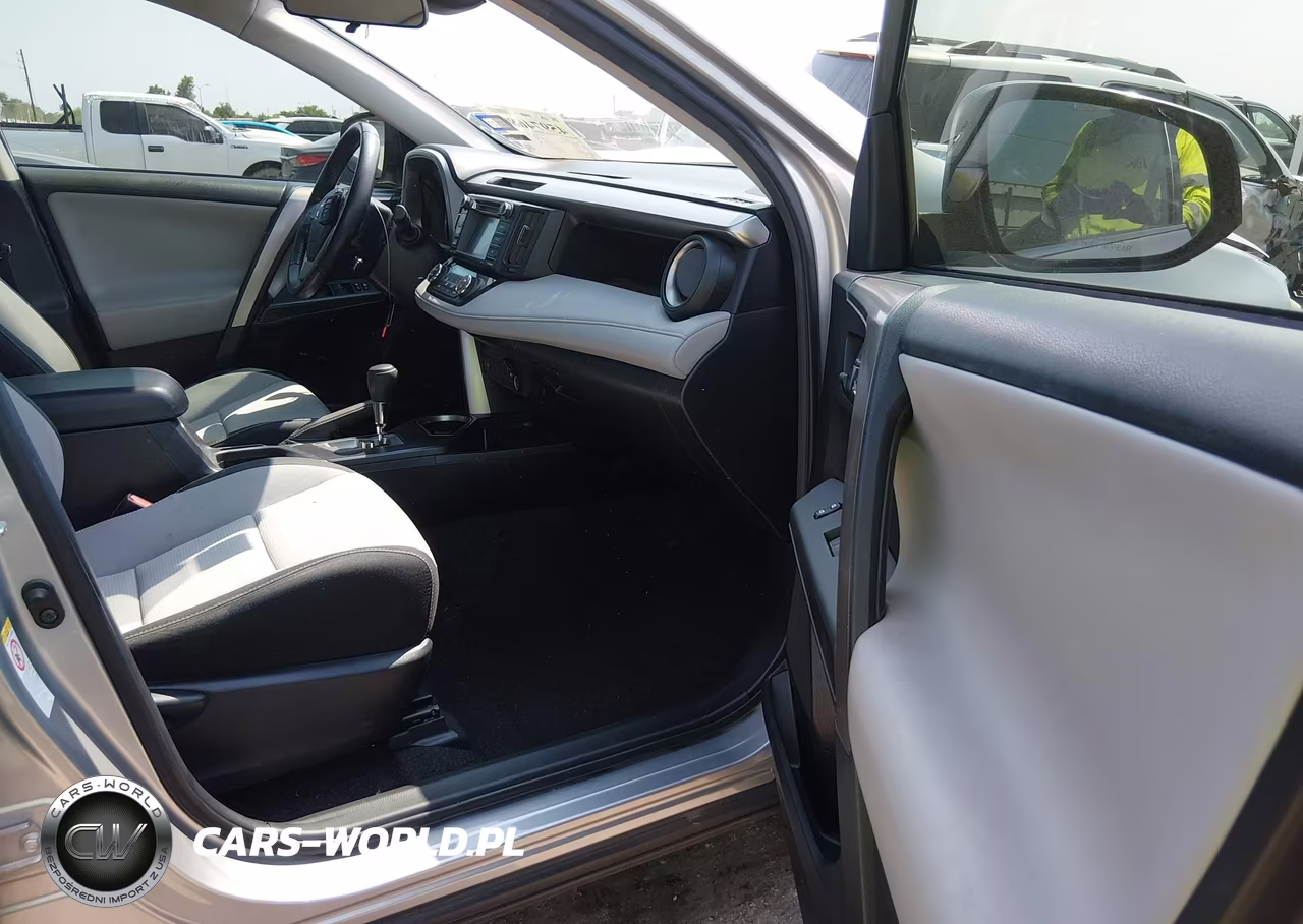 2018 Toyota Rav4 Xle VIN:JTMWFREVXJJ162490 - 5