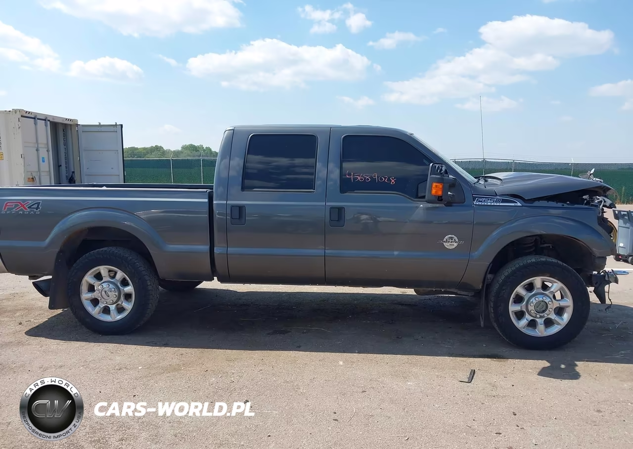 2015 Ford F-250 Xlt VIN:1FT7W2BTXFEB04264 - 13