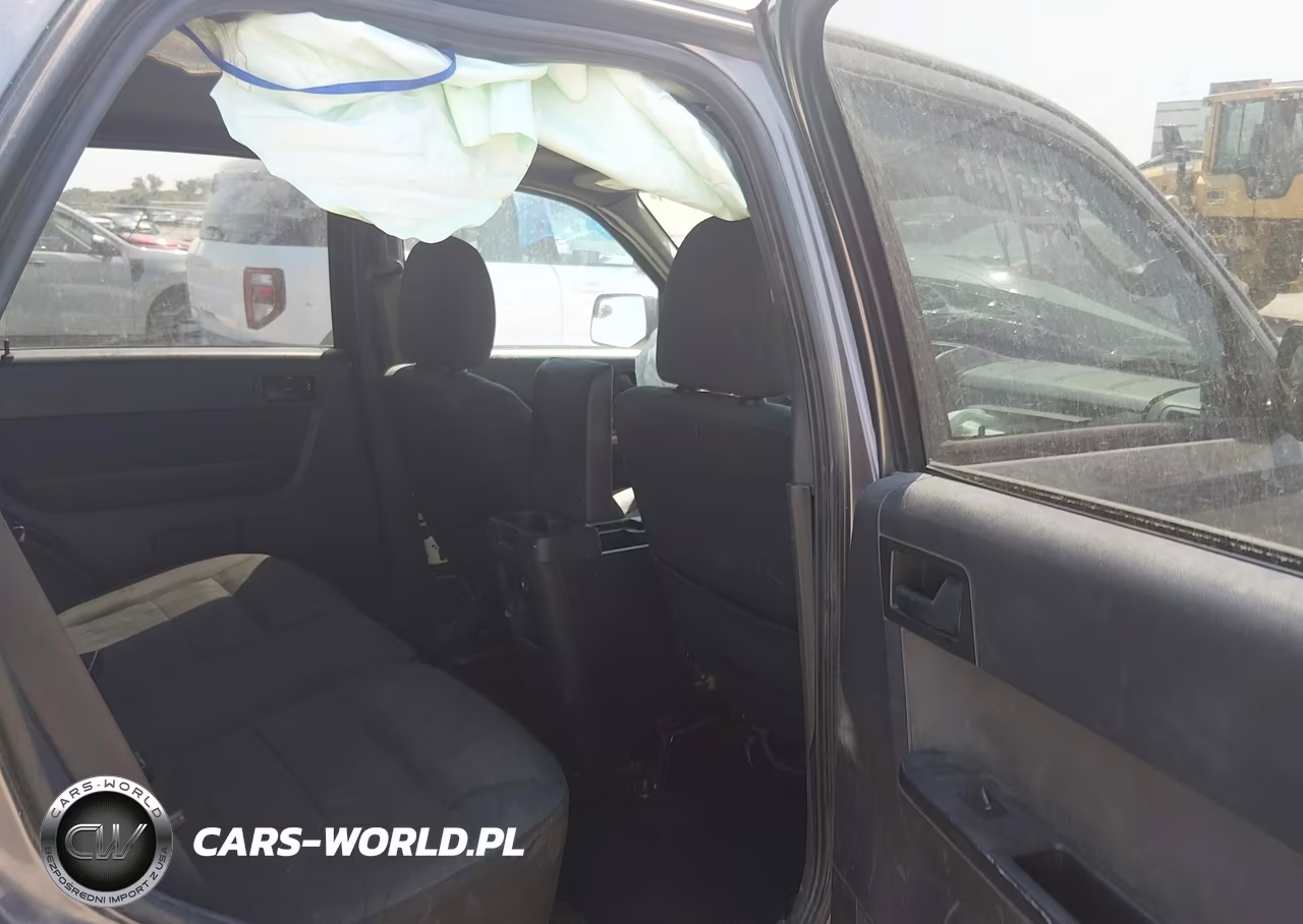 2011 Ford Escape Xlt VIN:1FMCU0D70BKB69673 - 8