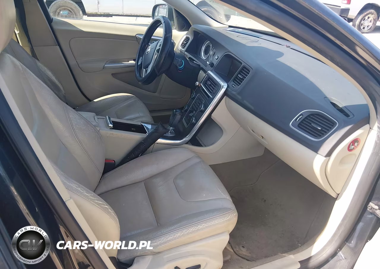 2012 Volvo S60 T5 VIN:YV1622FS6C2107839 - 5