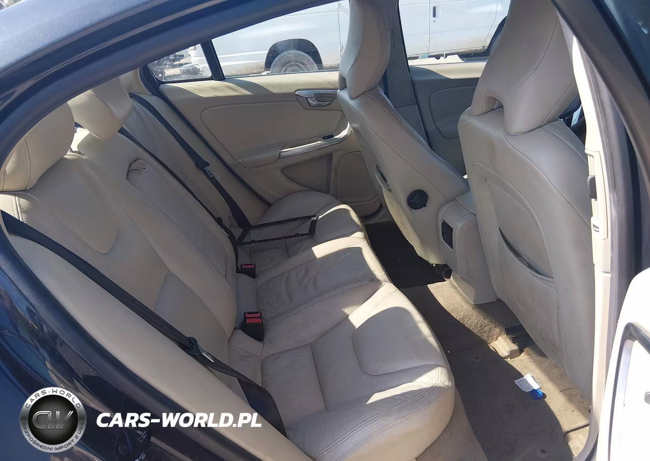 2012 Volvo S60 T5 VIN:YV1622FS6C2107839 - 8