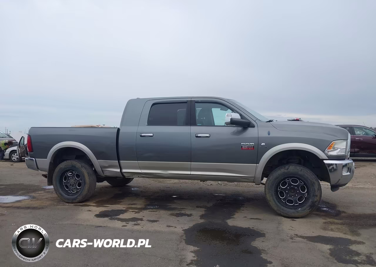 2011 Ram Ram 3500 Laramie VIN:3D73Y3HL9BG621473 - 12
