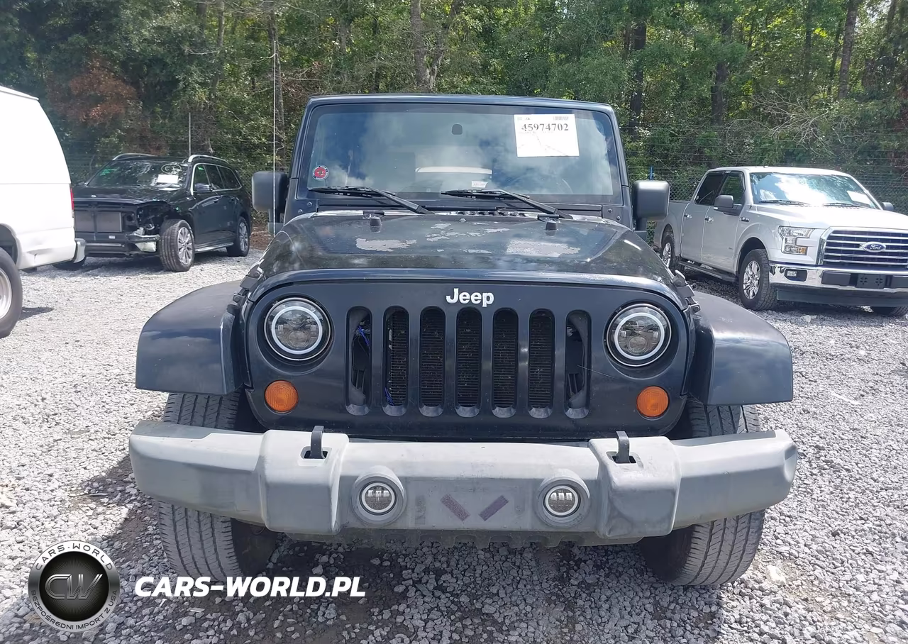 2007 Jeep Wrangler Unlimited Sahara VIN:1J4GB59107L140554 - 12
