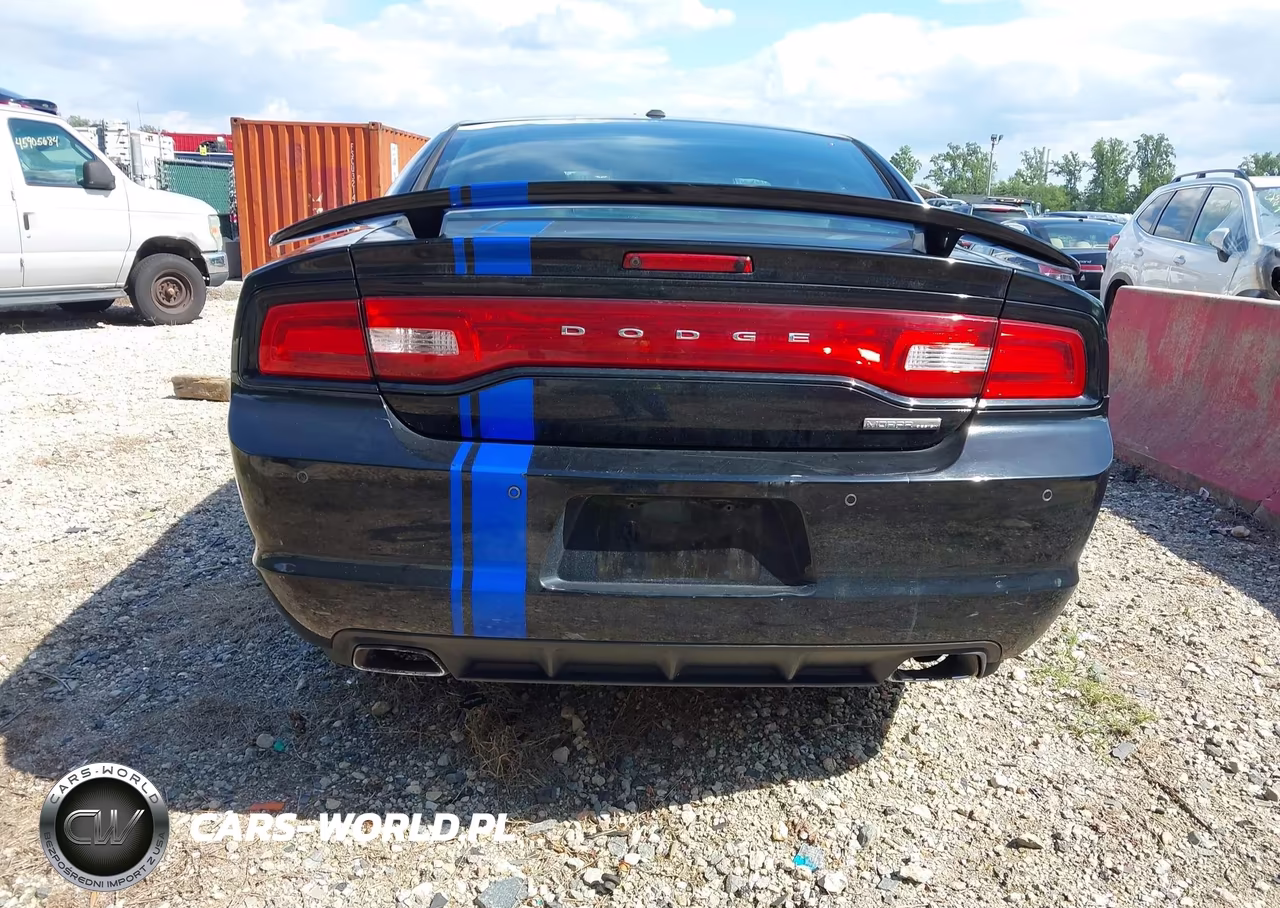 2011 Dodge Charger R-T VIN:2B3CL5CT5BH616414 - 17