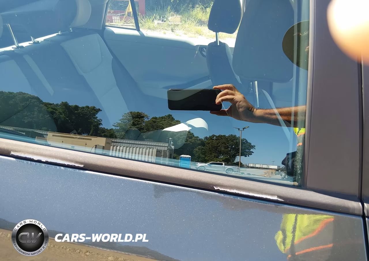 2020 Hyundai Ioniq Hybrid Blue VIN:KMHC65LC2LU218786 - 14