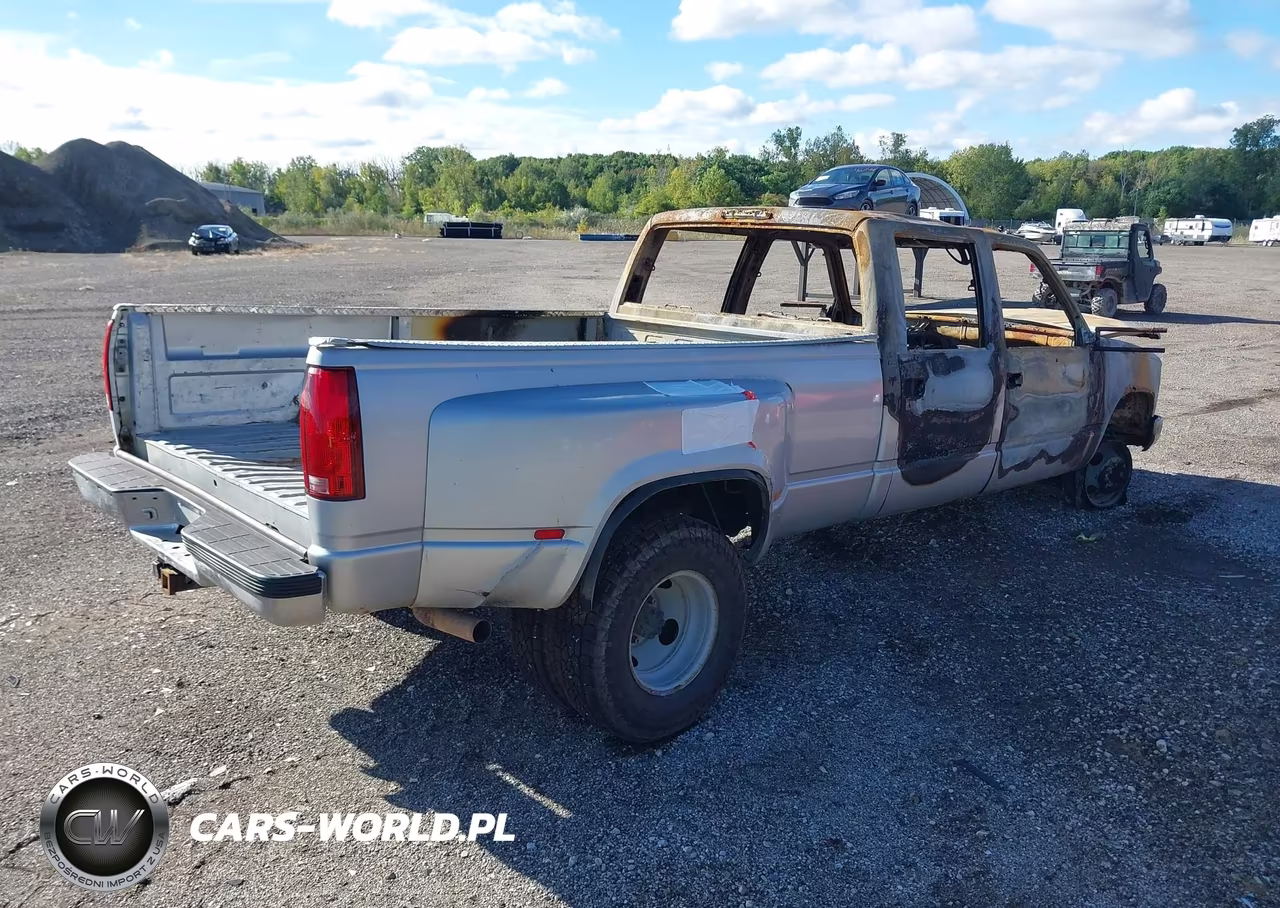 1995 GMC Sierra C3500 VIN:1GTHC33N8SF001304 - 4