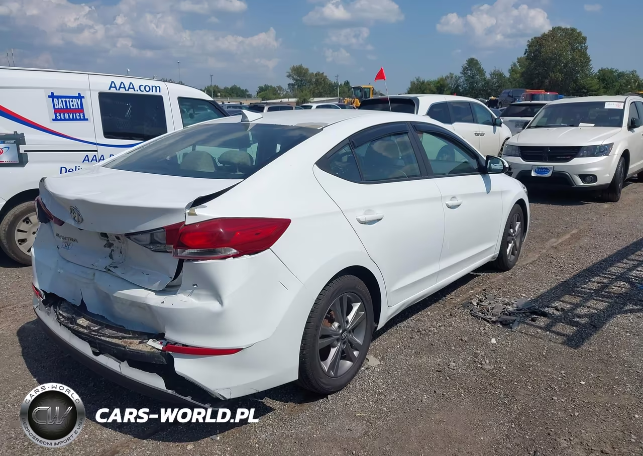 2017 Hyundai Elantra Se VIN:5NPD84LF0HH036688 - 4