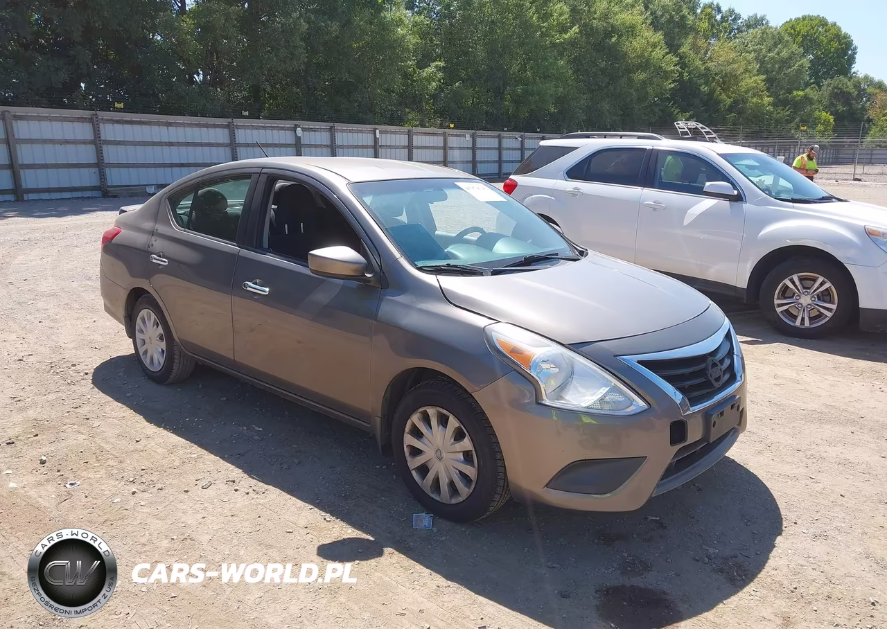 2017 Nissan Versa 1.6 Sv