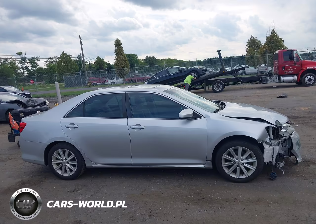2013 Toyota Camry Hybrid Xle VIN:4T1BD1FK5DU074195 - 13