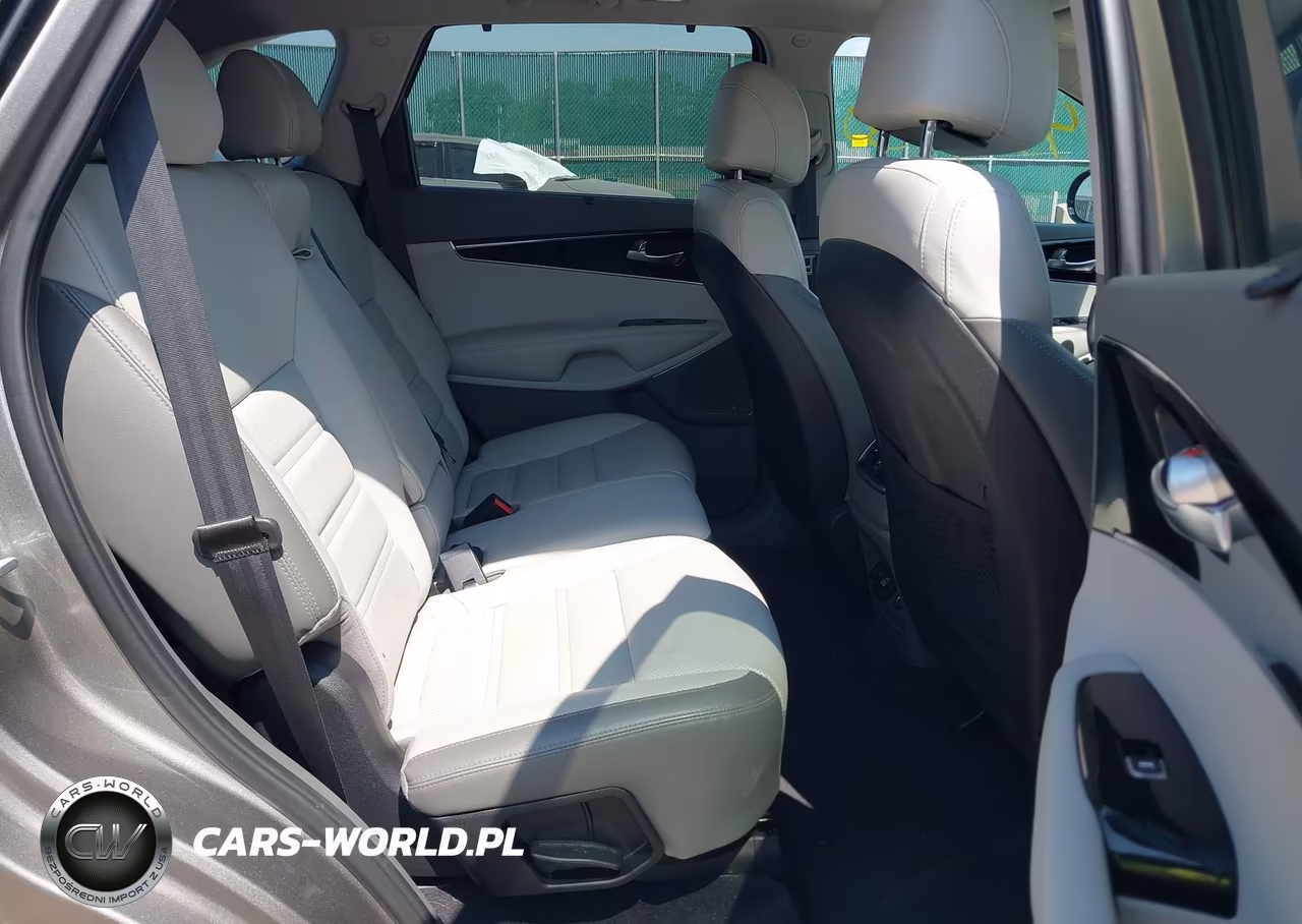 2017 Kia Sorento 3.3L Sx VIN:5XYPKDA57HG321517 - 8