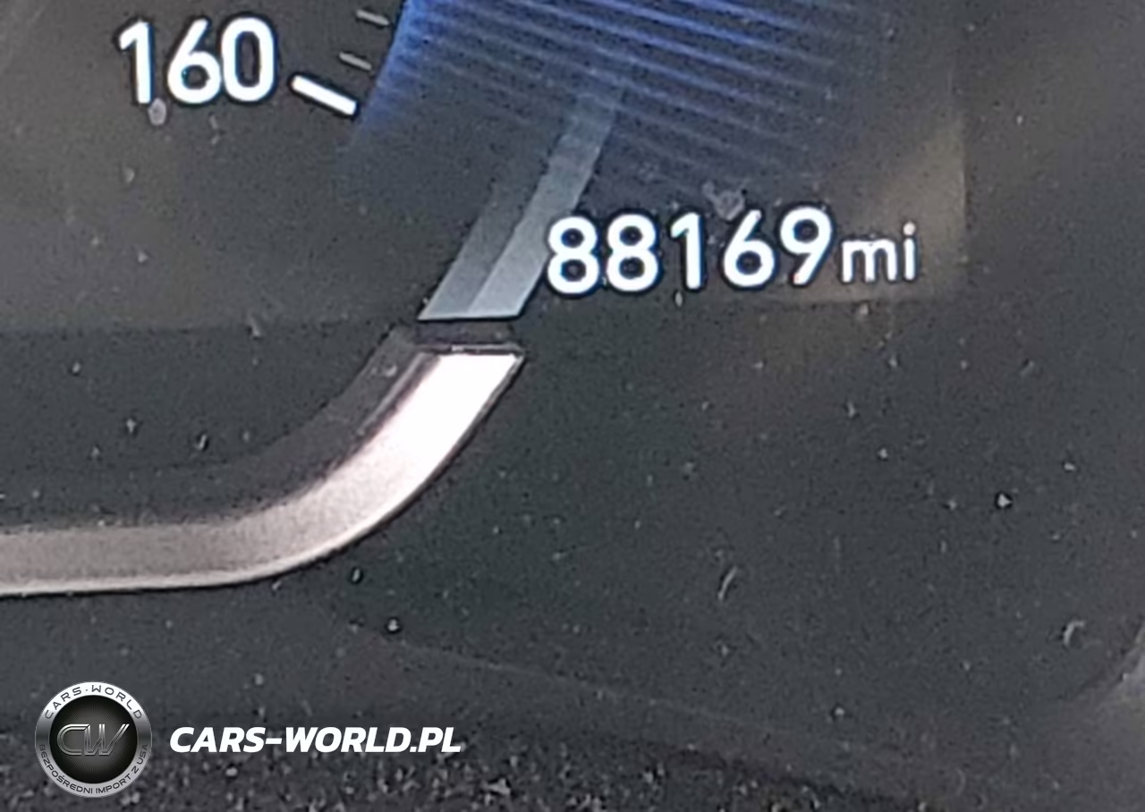 2019 Hyundai Santa Fe Ultimate VIN:5NMS5CAD0KH042085 - 15