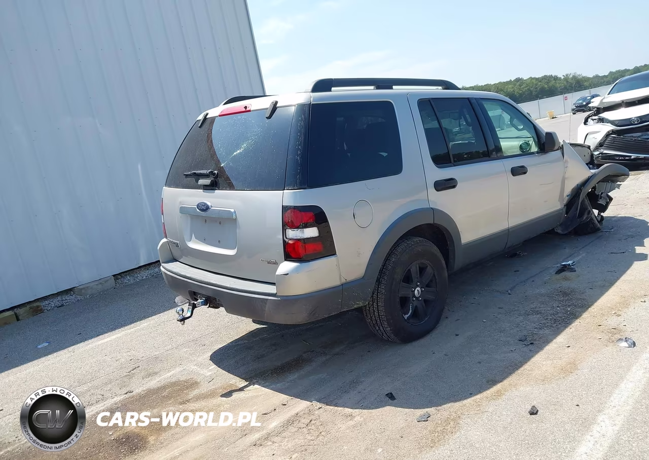 2006 Ford Explorer Xlt VIN:1FMEU73E86UA97939 - 4