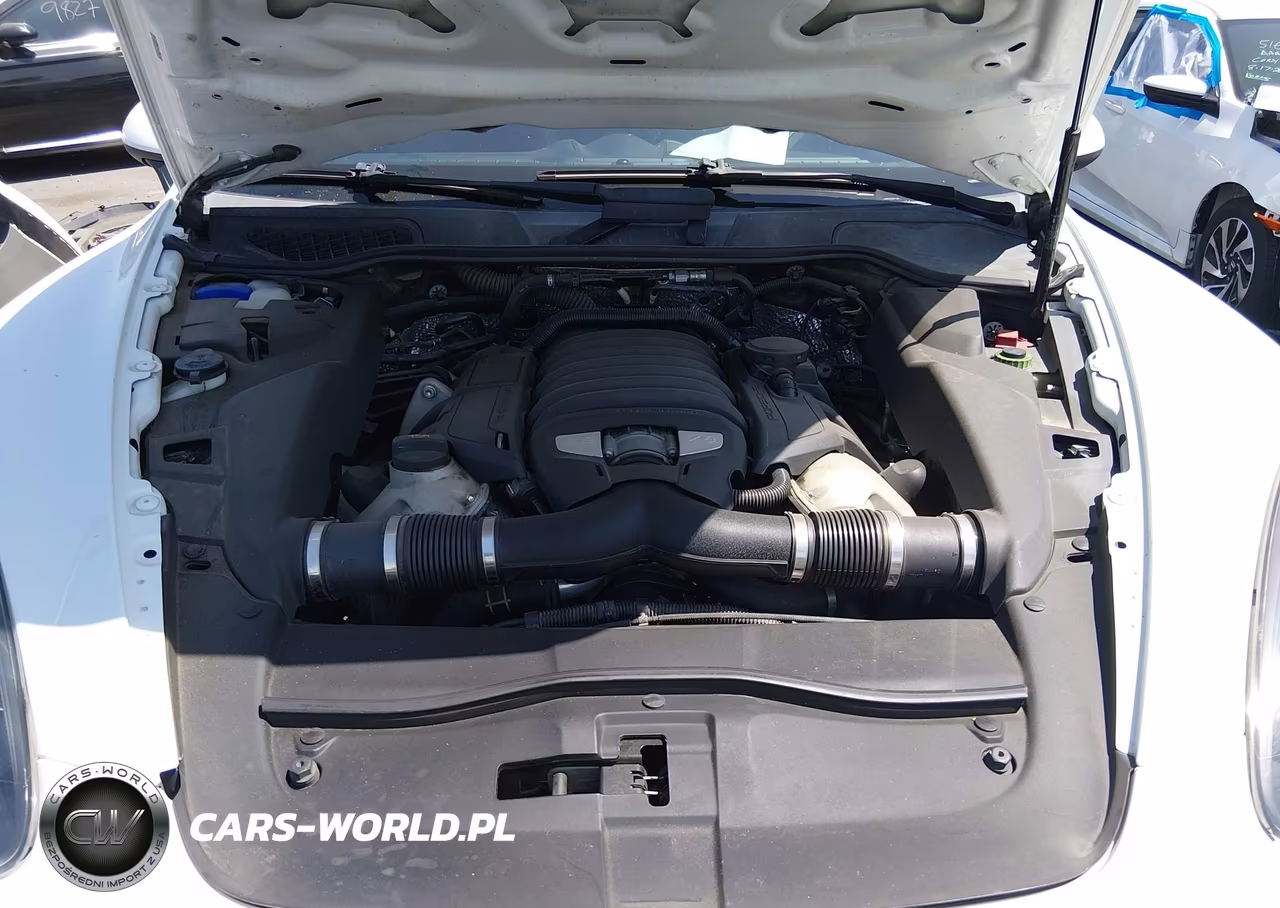 2014 Porsche Cayenne Gts VIN:WP1AD2A21ELA71684 - 10