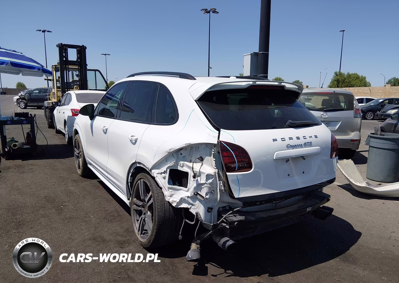 2014 Porsche Cayenne Gts VIN:WP1AD2A21ELA71684 - 15