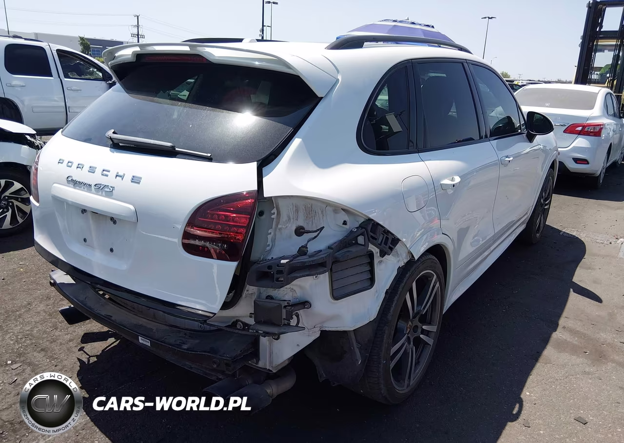 2014 Porsche Cayenne Gts VIN:WP1AD2A21ELA71684 - 4