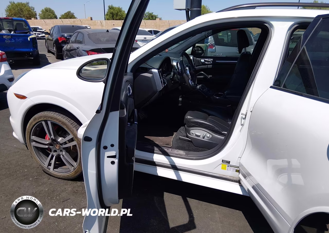 2014 Porsche Cayenne Gts VIN:WP1AD2A21ELA71684 - 5