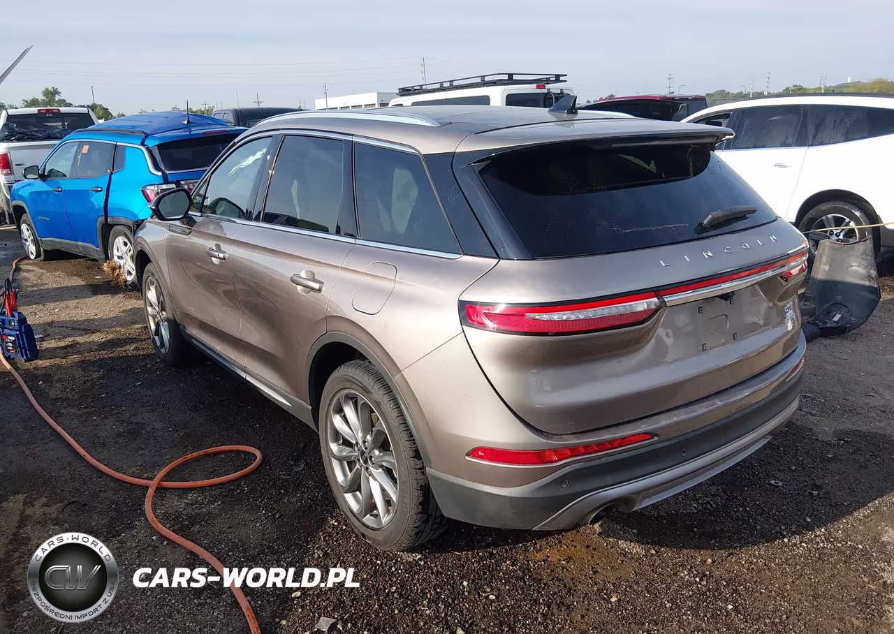 2020 Lincoln Corsair Standard VIN:5LMCJ1C95LUL14145 - 3