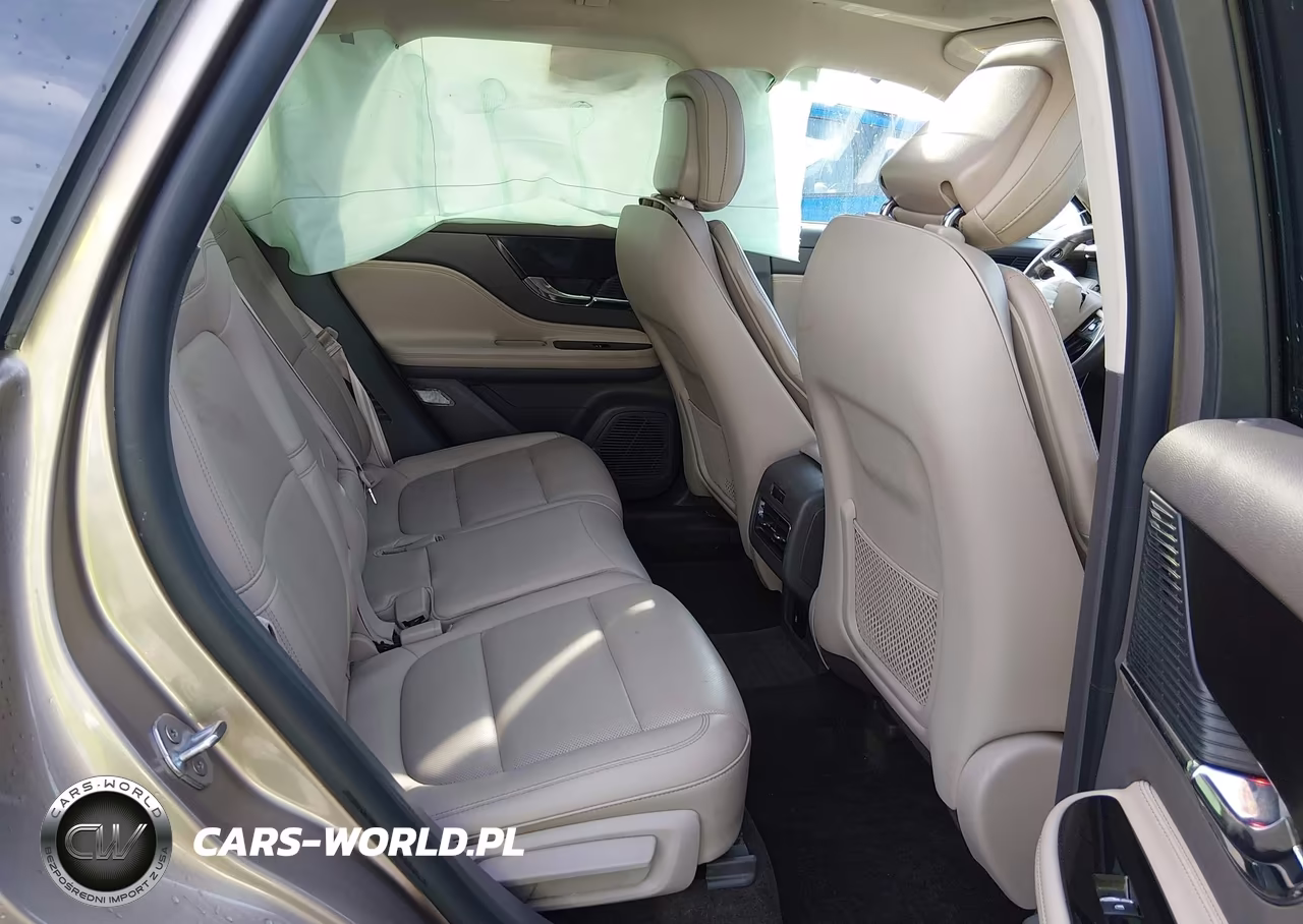 2020 Lincoln Corsair Standard VIN:5LMCJ1C95LUL14145 - 8