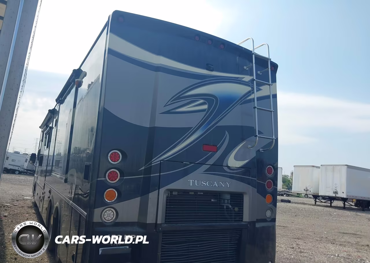 2011 Freightliner Chassis Xc VIN:4UZFCHCY8BCAZ6557 - 3