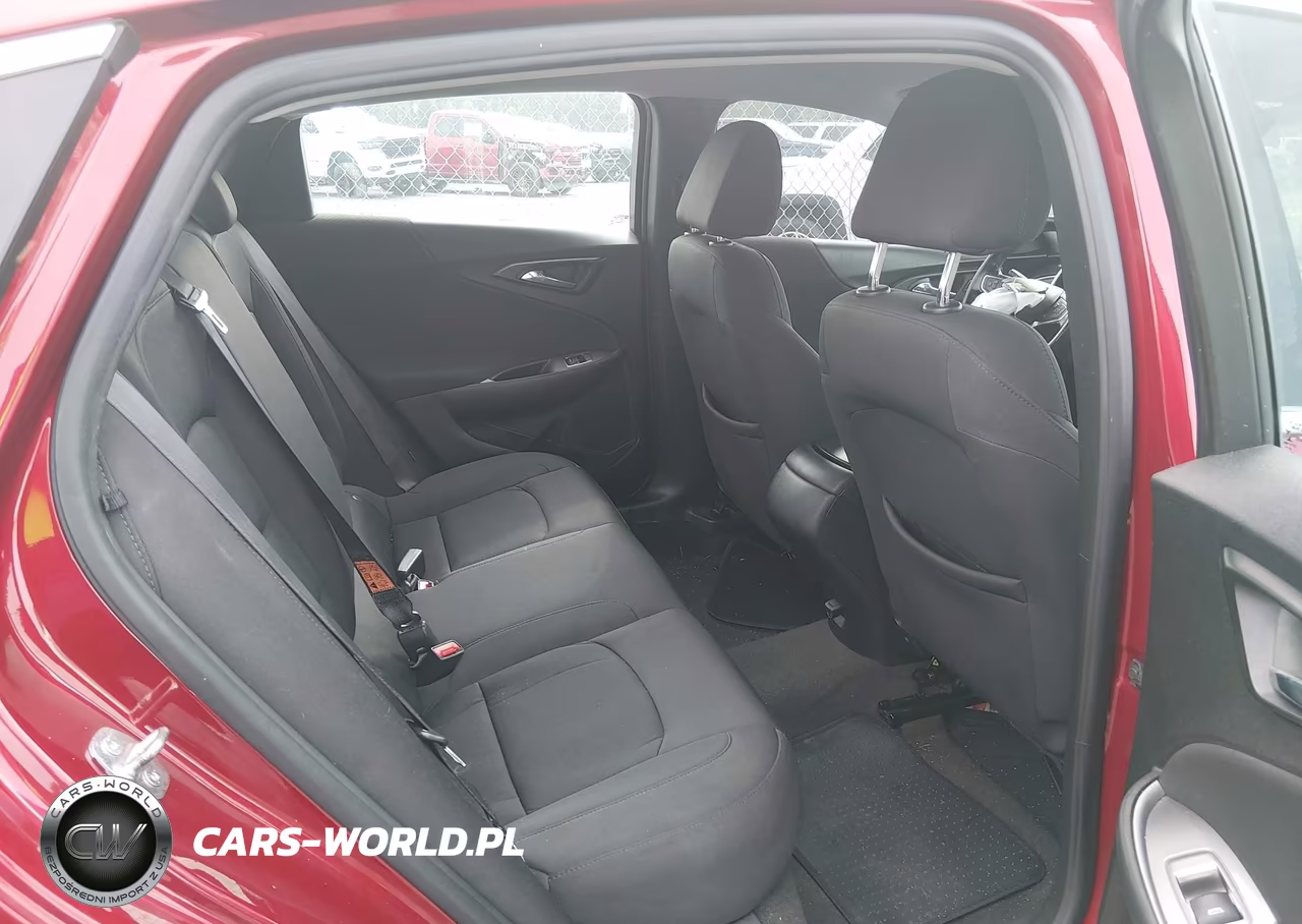 2021 Chevrolet Malibu Fwd Rs VIN:1G1ZG5ST6MF039064 - 8