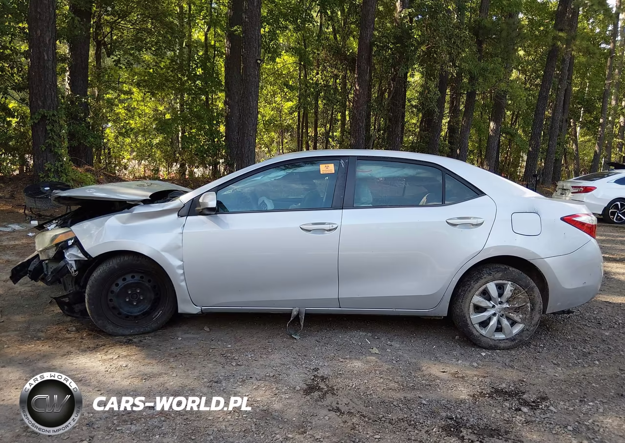 2015 Toyota Corolla Le VIN:2T1BURHE8FC354090 - 13