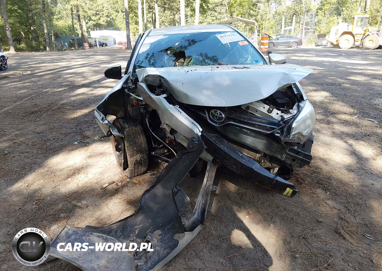 2015 Toyota Corolla Le VIN:2T1BURHE8FC354090 - 6
