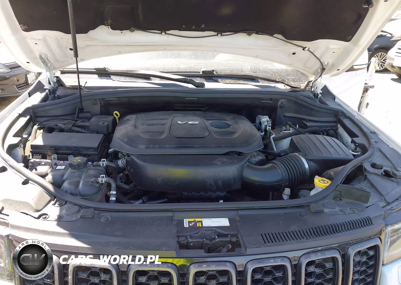2018 Jeep Grand Cherokee High Altitude 4X4 VIN:1C4RJFCG5JC172024 - 10