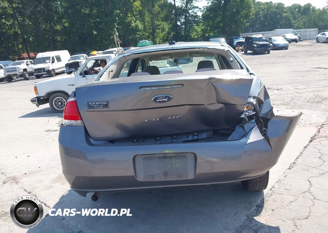 2011 Ford Focus S VIN:1FAHP3EN2BW173576 - 16