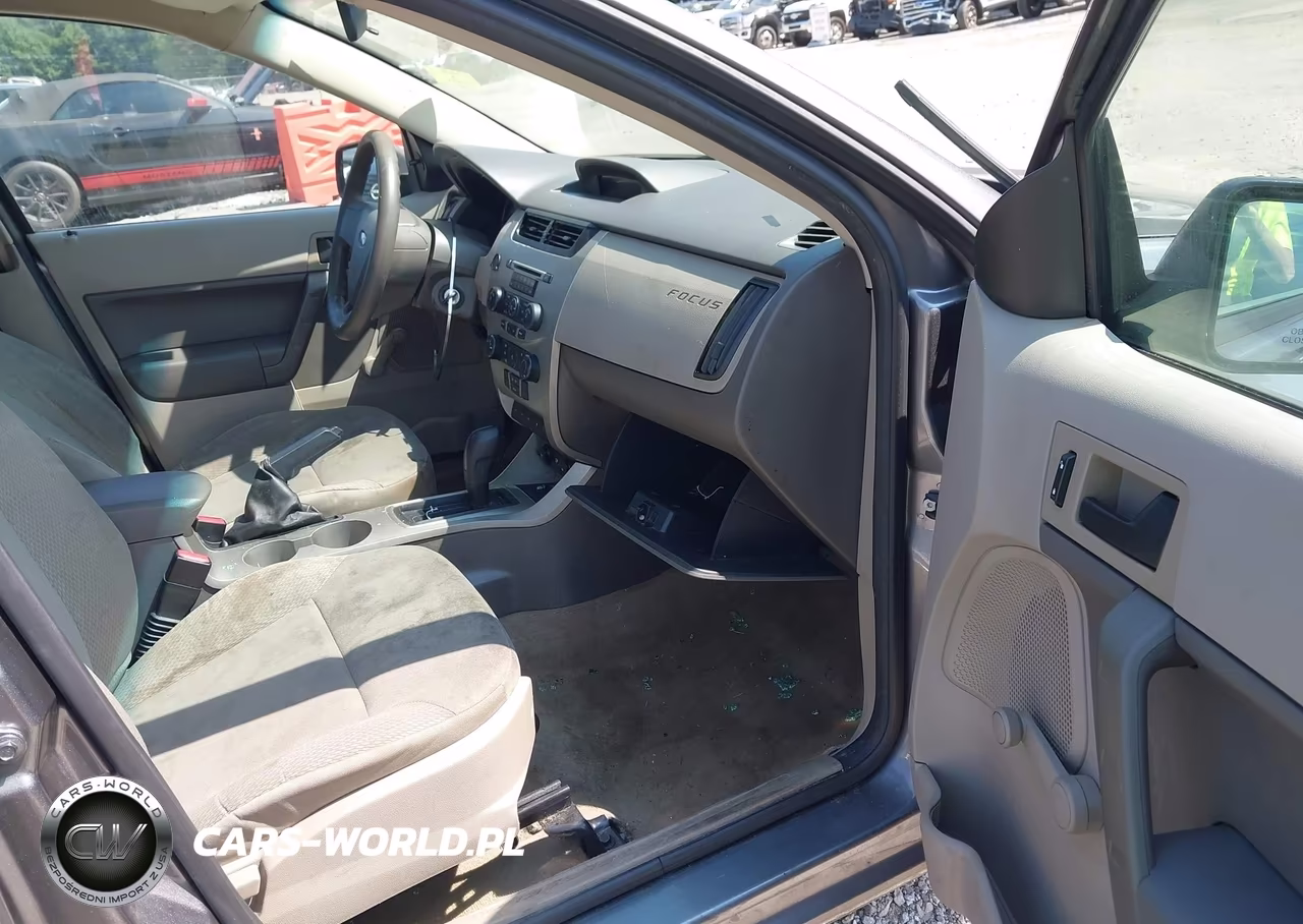 2011 Ford Focus S VIN:1FAHP3EN2BW173576 - 5