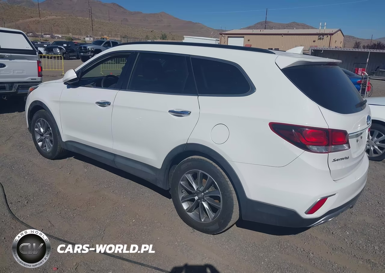 2018 Hyundai Santa Fe Se VIN:KM8SMDHFXJU269691 - 3