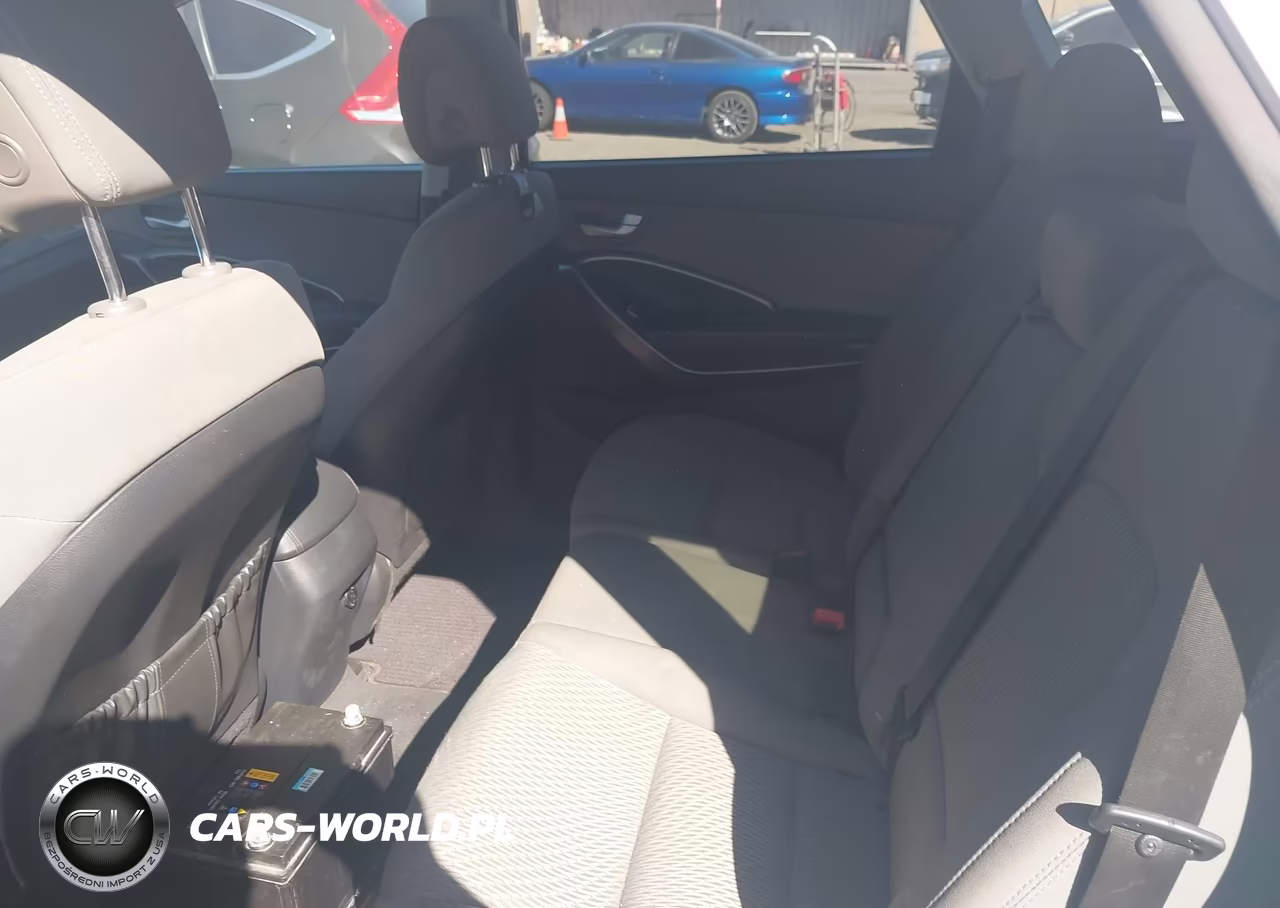 2018 Hyundai Santa Fe Se VIN:KM8SMDHFXJU269691 - 8